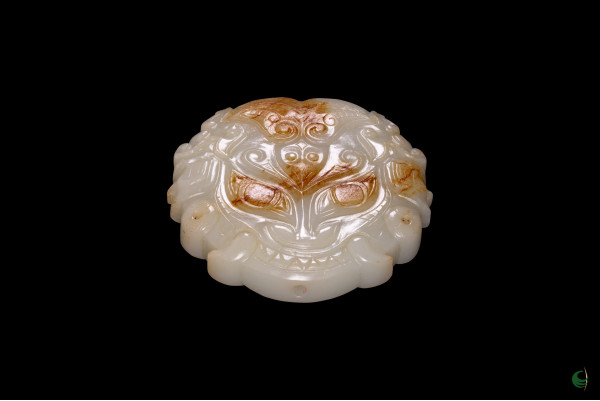 Auspicious Beast Mask Jade Pendant