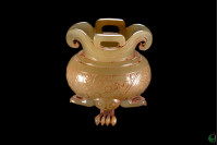 龙纹酒器小玉鼎