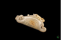 Jade comb with dragon and phoenix patterns